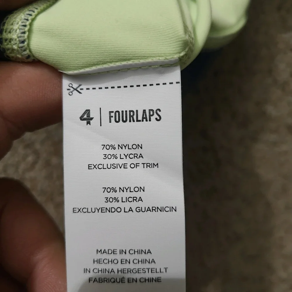 NEW Fourlaps Infinity Sports Bra Tomatillo Midnight White Size S Activewear‎